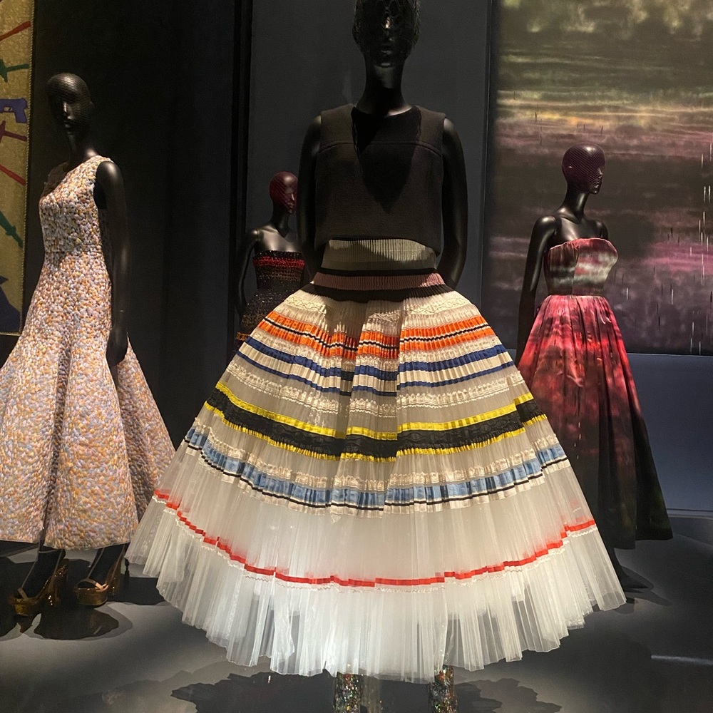 Meet your Posher, Monica